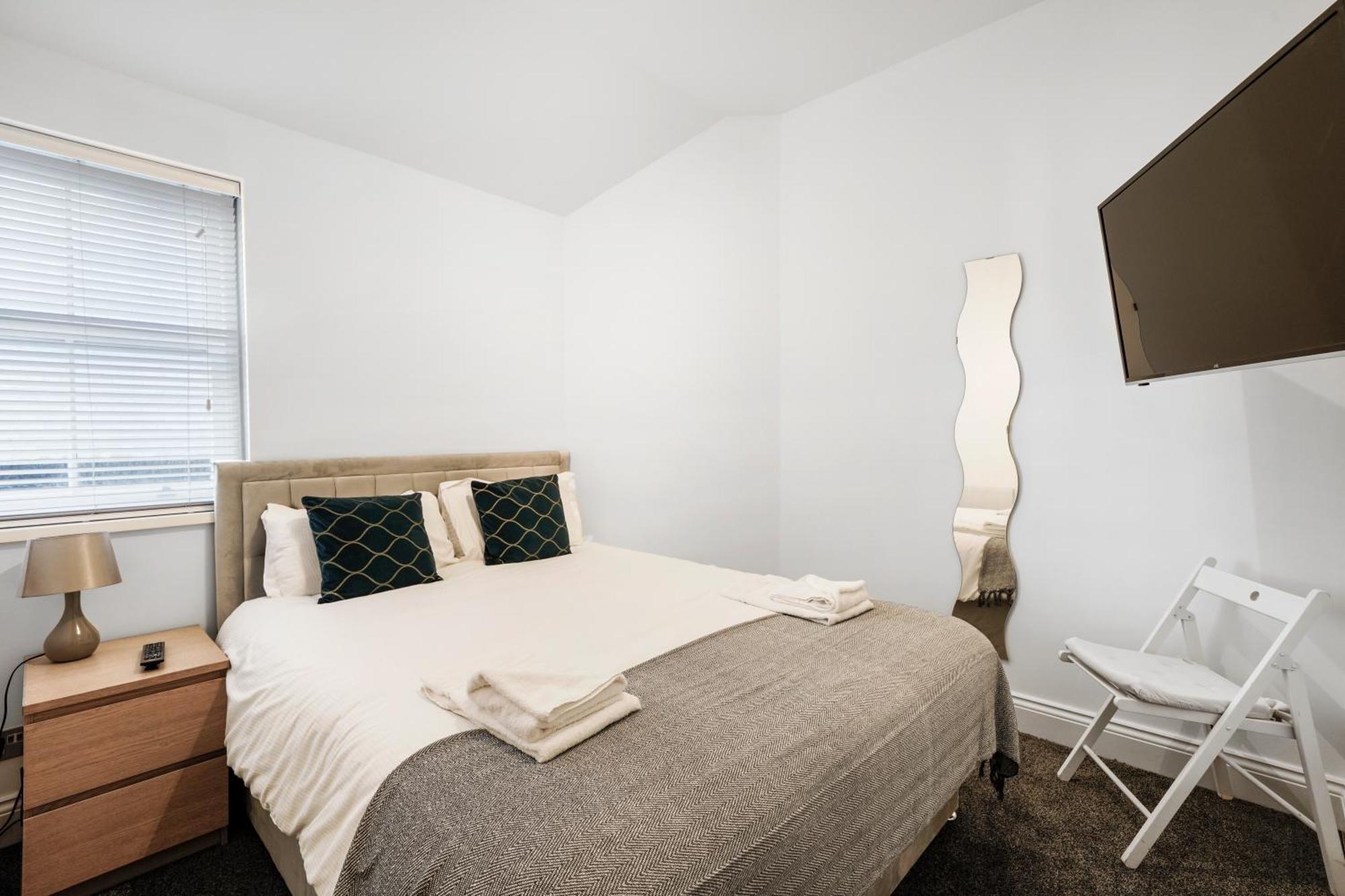 Apt 4, Soho Apartments 2Nd Floor By Indigo Flats Лондон Екстер'єр фото